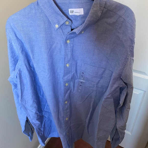 Gap Untucked Fit Dress Shirt - Picture 3 of 10